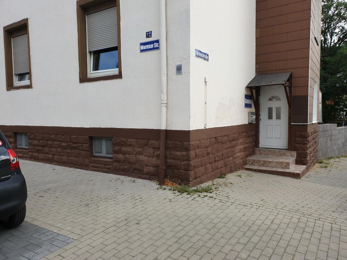 Gaestewohnung Pirmasens Esterno foto